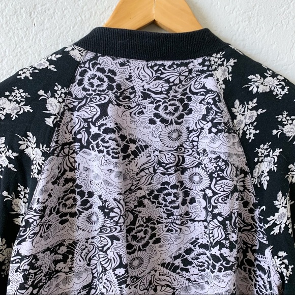 FREE PEOPLE Black Floral Snap Bomber Jacket S - Picture 12 of 13
